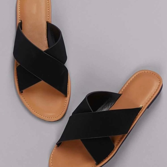 SHEIN Shoes - BNWT Shein overlap open toe flat sandals